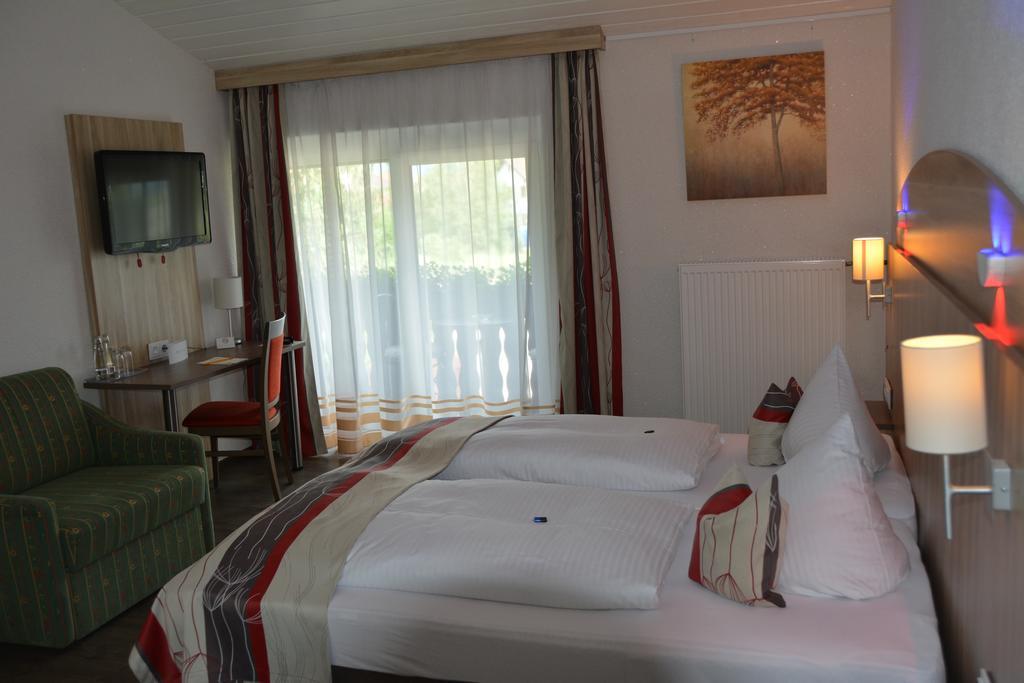 Alpina Hotel Rosenheim Ngoại thất bức ảnh